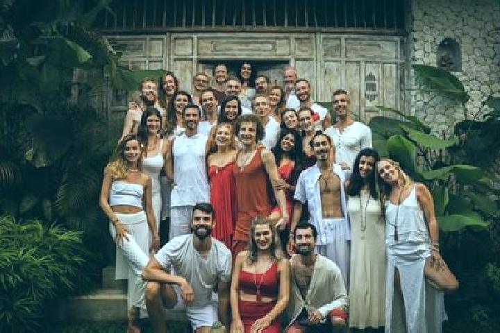 Aria, 22, a blonde brown-eyed caribbean companion based in Cangkeuteuk. Offering OWO, 69, Party Girl, Travel Companion, Tantra. Available for incall and outc...