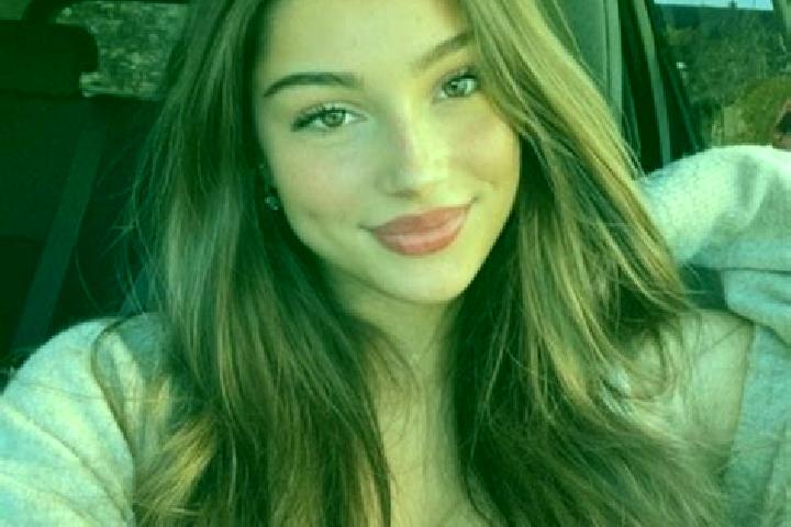 Aria, 22, a brunette hazel-eyed slavic companion based in Oravska Lesna. Offering Massage, A-Level, 69, Dinner Date. Available for incall and outcall, overni...