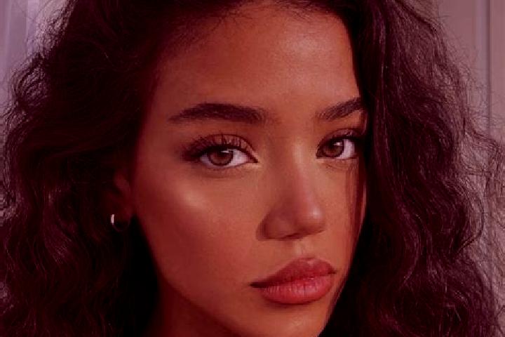 Aria, 23, a black brown-eyed european companion based in Sarai Akil. Offering Couples, Duos, CIM. Available for incall and outcall, overnight bookings availa...