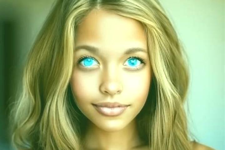 Aria, 24, a chestnut blue-eyed mixed companion based in Carruba. Offering GFE, 69, A-Level. Available for incall and outcall, day and evening dates.
