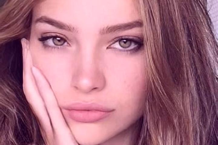 Aria, 25, a blonde hazel-eyed european companion based in Chesterville. Offering Overnight, CIM, Massage. Available for incall and outcall, overnight booking...