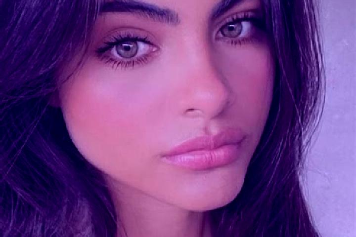 Aria, 25, a chestnut hazel-eyed indian companion based in Anarestan. Offering Domination, Overnight, OWO. Available for incall and outcall, day and evening d...