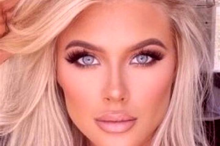 Aria, 25, a platinum blonde green-eyed middle eastern companion based in Guangping. Offering Overnight, Striptease, Girlfriend Experience. Available for inca...