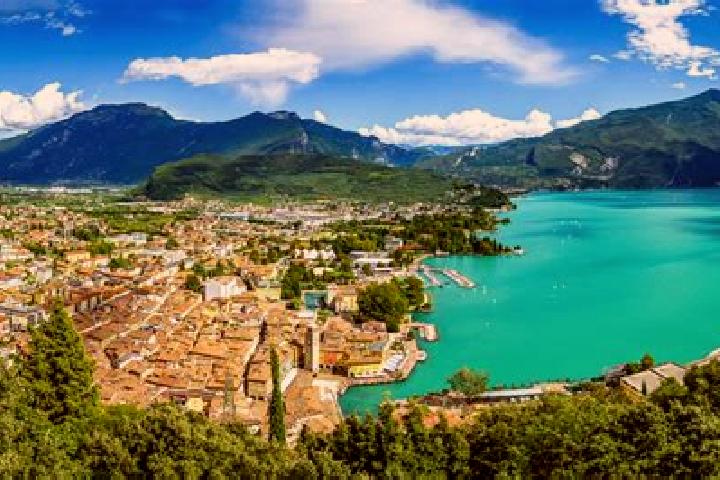 Aria, 25 — Escort in Pianezze del Lago, Italy