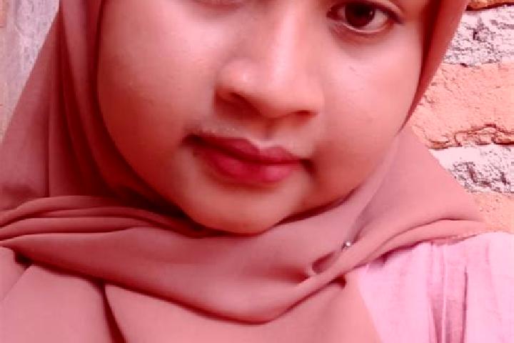 Aria, 26 — Escort in Krajan Satu Kembang, Indonesia