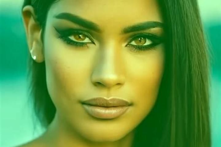 Aria, 27, a red brown-eyed latina companion based in Hellebaek. Offering Massage, Prostate Massage, Dinner Date, Duos. Available for incall and outcall, over...