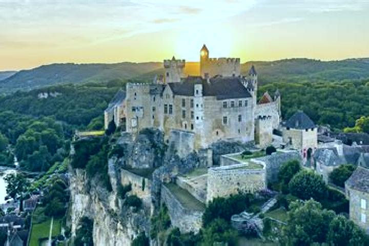 Aria, 27 — Escort in Beynac, France