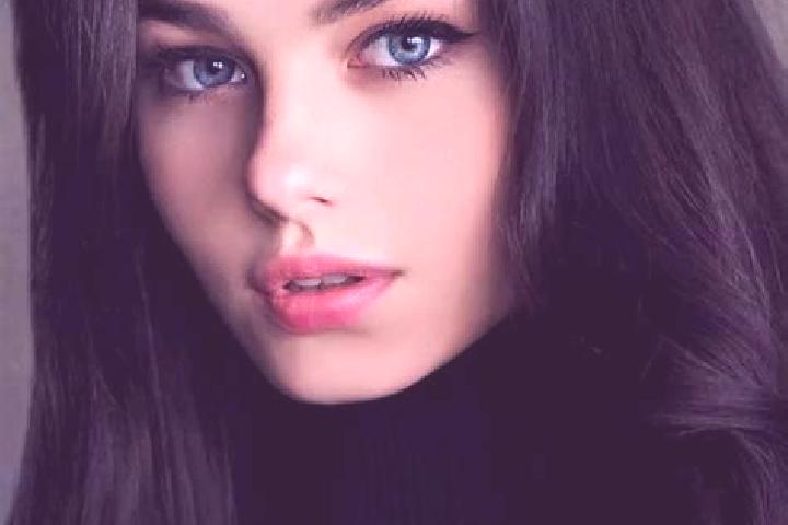 Aria, 28, a black dark-eyed caucasian companion based in Pohgending Kawan. Offering Tantra, Couples, Overnight, Massage, 69. Available for incall and outcall...