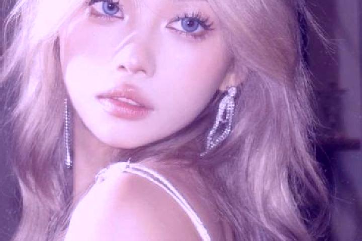 Aria, 28, a blonde dark-eyed asian companion based in Chanteheux. Offering CIM, Dinner Date, Roleplay. Available for incall and outcall, overnight bookings a...