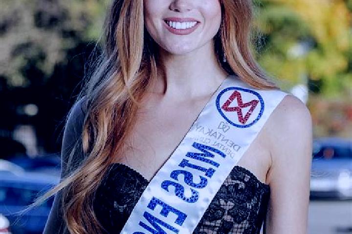 Aria, 28 — Escort in East Hanney, United Kingdom