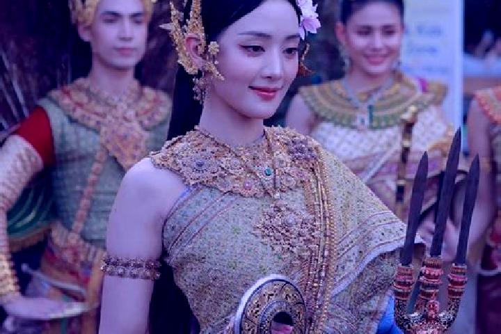 Aria, 28 — Escort in Lamduan, Thailand