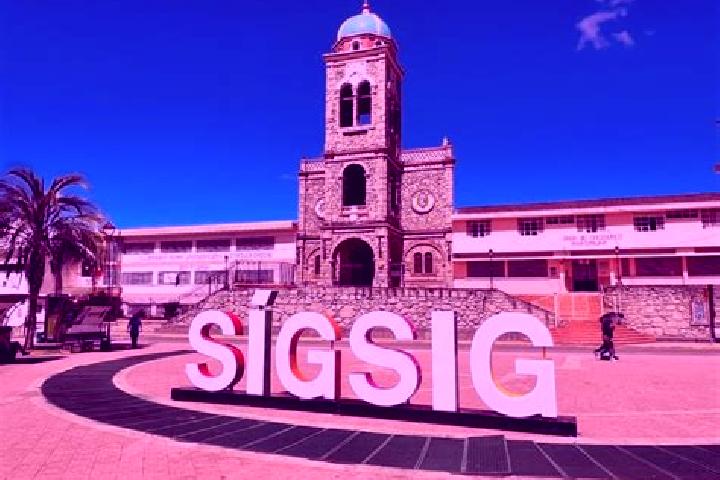 Aria, 28 — Escort in Sigsig, Ecuador