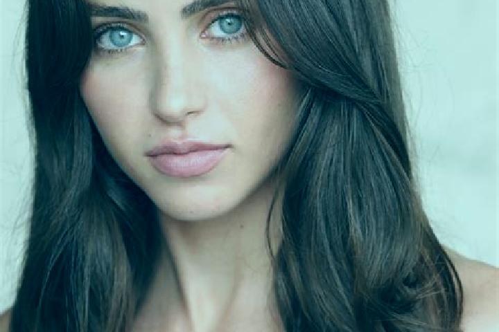 Aria, 29, a chestnut brown-eyed indian companion based in Santiago Cuaula. Offering Striptease, Fetish, GFE. Available for incall and outcall, day and evenin...