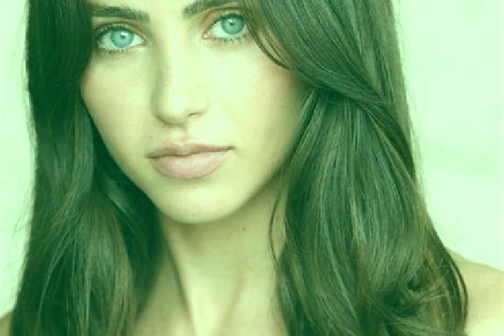 Aria, 30, a red brown-eyed european companion based in Mizhuang. Offering 69, Deep French Kissing, Travel Companion, Massage. Available for incall and outcal...