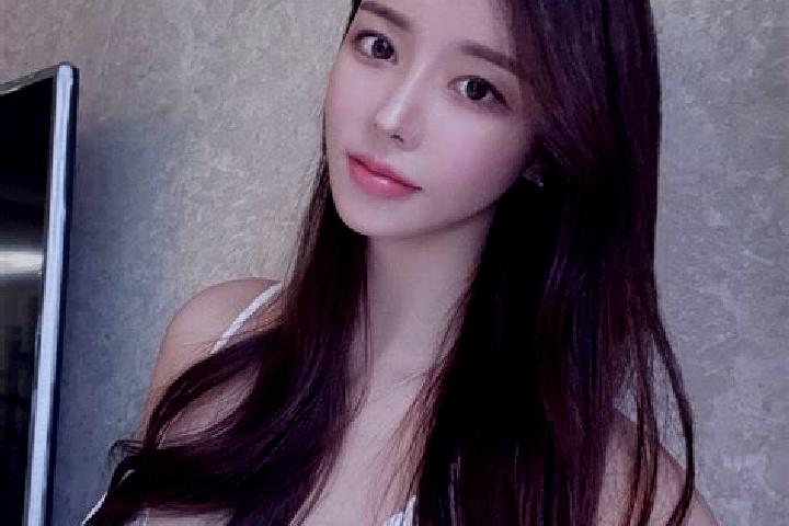 Aria, 31 — Escort in Bulongji, China
