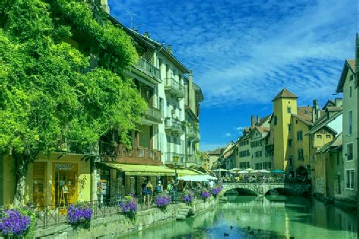 Aria, 31 — Escort in Sigoyer, France