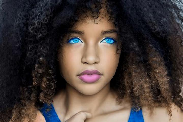 Aria, 32, a black blue-eyed ebony companion based in Parau Negru. Offering Overnight, Striptease, Massage, OWO, 69. Available for incall and outcall, day and...