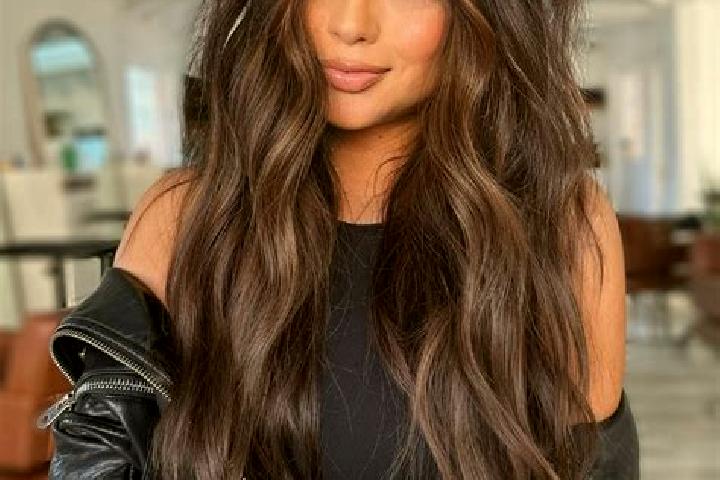 Aria, 32, a brunette dark-eyed mixed companion based in Sunset Beach-Pupukea. Offering Erotic Massage, Couples, Roleplay, Massage. Available for incall and o...