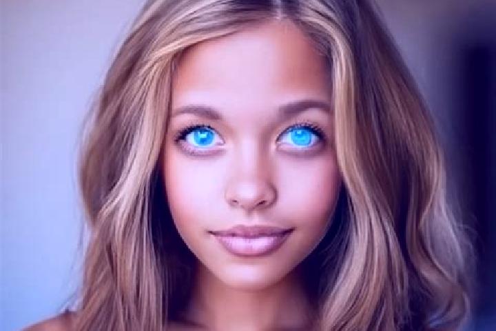 Aria, 33, a chestnut blue-eyed mixed companion based in Odivelas. Offering Domination, Overnight, Erotic Massage. Available for incall and outcall, day and e...