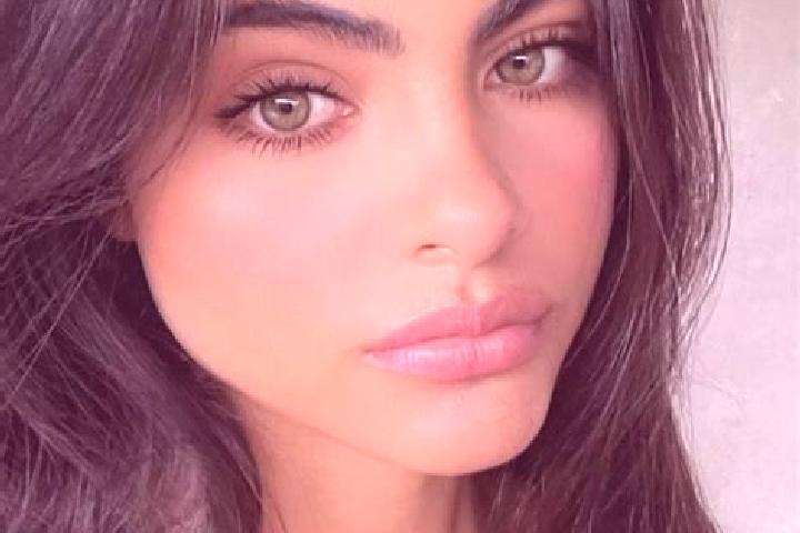 Aria, 33, a chestnut green-eyed indian companion based in Dibombari. Offering Domination, A-Level, Striptease, Roleplay. Available for incall and outcall, da...