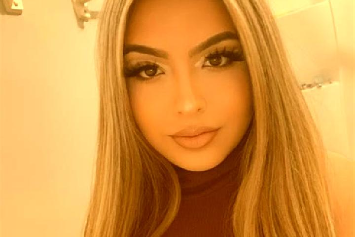 Aria, 34, a blonde brown-eyed latina companion based in Zimmernsupra. Offering Duos, CIM, Couples, Overnight. Available for incall and outcall, overnight boo...