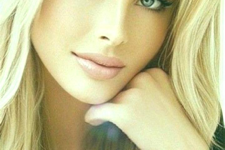 Aria, 34, a dark blonde blue-eyed indian companion based in Jimbolia. Offering Striptease, Tantra, Couples, Deep French Kissing, Dinner Date. Available for i...