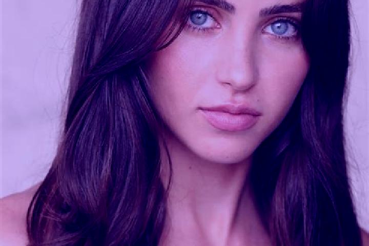 Aria, 35, a brunette green-eyed mixed companion based in Los Platanos. Offering Roleplay, 69, Dinner Date. Available for incall and outcall, day and evening ...