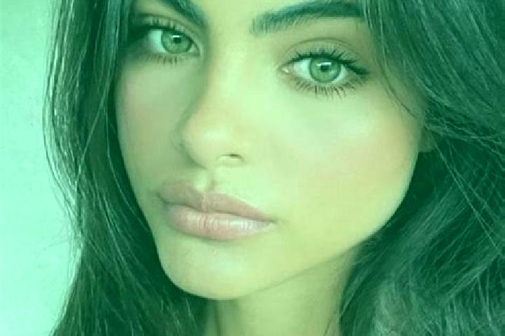 Aria, 36, a brunette green-eyed caribbean companion based in Dois Irmaos do Tocantins. Offering OWO, Prostate Massage, Party Girl, Couples. Available for inc...