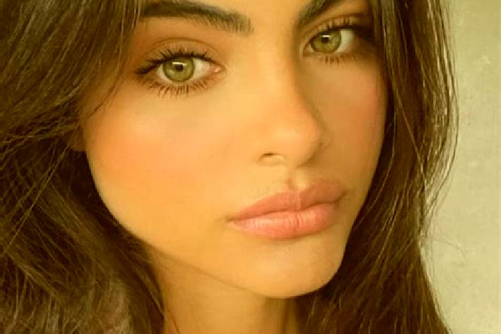 Aria, 36, a brunette green-eyed latina companion based in Eilsleben. Offering Roleplay, Domination, Striptease. Available for incall and outcall, day and eve...