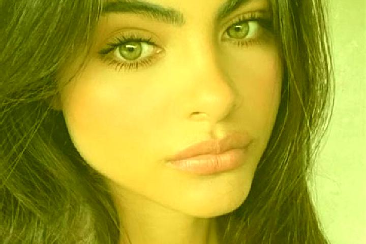 Aria, 36, a brunette green-eyed mixed companion based in Biville-la-Baignarde. Offering Striptease, Travel Companion, Dinner Date, Deep French Kissing, BDSM....