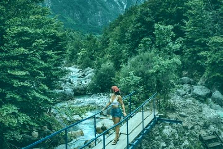 Aria, 36 — Escort in Drenovice, Albania