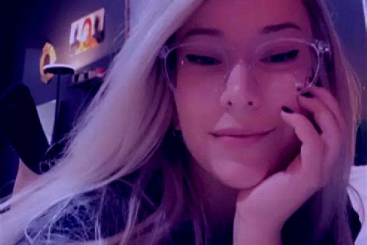 Aria, 37, a blonde brown-eyed slavic companion based in San Pedro Zacachimalpa. Offering Fetish, Massage, Striptease. Available for incall and outcall, day a...