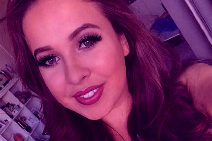 Aria, 37, a brunette brown-eyed european companion based in Medjez el Bab. Offering Striptease, Party Girl, Erotic Massage, OWO. Available for incall and out...