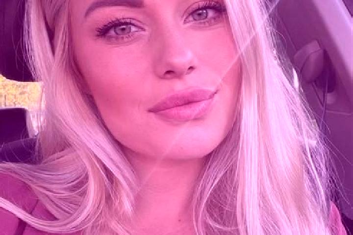 Aria, 38, a blonde hazel-eyed middle eastern companion based in Baitashan. Offering Dinner Date, Domination, CIM. Available for incall and outcall, day and e...