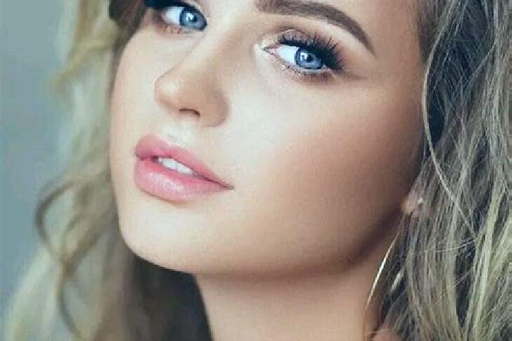 Aria, 38, a dark blonde blue-eyed asian companion based in Agua Doce do Maranhao. Offering Fetish, Massage, Duos. Available for incall and outcall, day and e...
