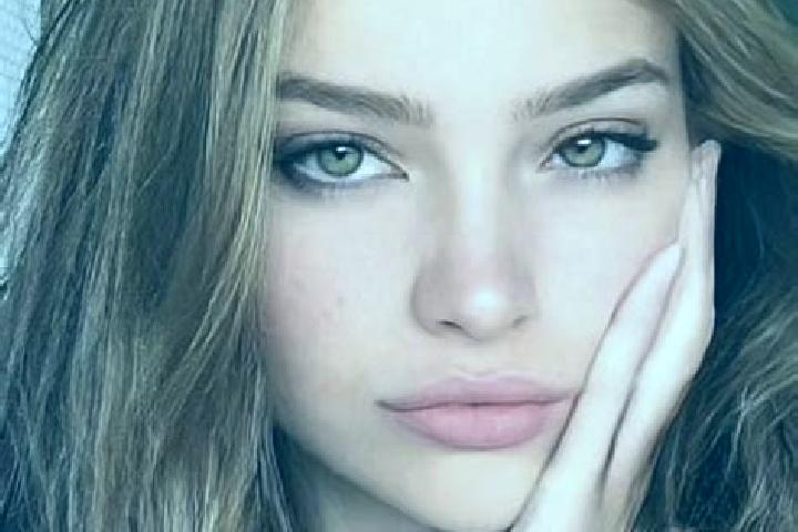 Ariana, 20, a blonde brown-eyed mediterranean companion based in Bakovci. Offering Massage, Domination. Available for incall and outcall, day and evening dates.