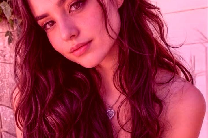 Ariana, 20, a red hazel-eyed european companion based in Fragneto L Abate. Offering Domination, Couples, Overnight. Available for incall and outcall, day and...