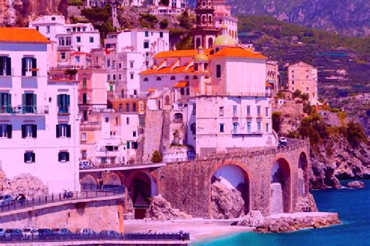 Ariana, 20 — Escort in Cavriglia-Monastero, Italy