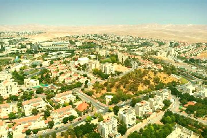 Ariana, 20 — Escort in Kefar Adummim, Palestine