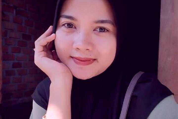 Ariana, 20 — Escort in Sarolangun, Indonesia