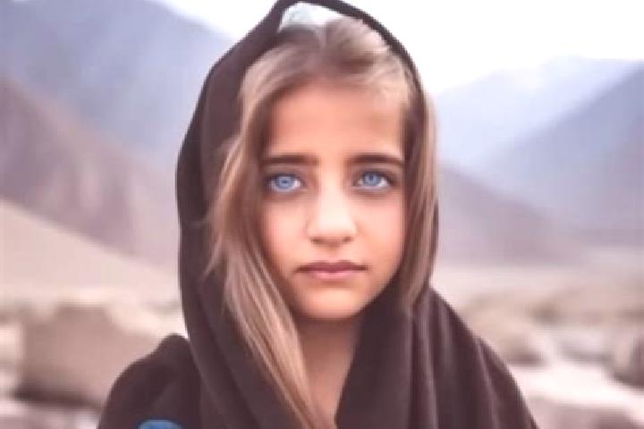 Ariana, 21, a dark blonde dark-eyed middle eastern companion based in Gradiska. Offering OWO, Prostate Massage, Dinner Date, Erotic Massage, Travel Companion...