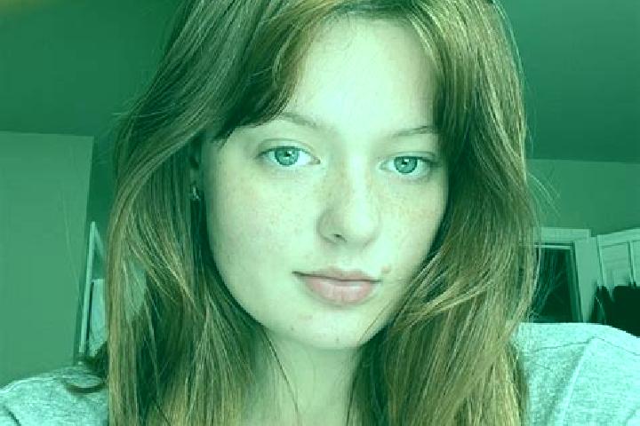 Ariana, 21, a red green-eyed caucasian companion based in Seodong. Offering CIM, A-Level, Striptease, Deep French Kissing, Fetish. Available for incall and o...