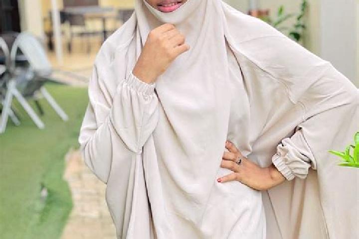 Ariana, 21 — Escort in Bayt Ummar, Palestine