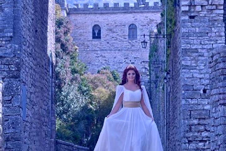 Ariana, 21 — Escort in Malinat, Albania
