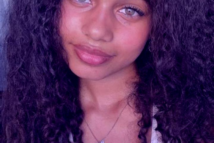 Ariana, 22, a black hazel-eyed ebony companion based in Zdikov. Offering Massage, Party Girl, Striptease. Available for incall and outcall, day and evening d...