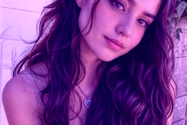 Ariana, 23, a auburn amber-eyed latina companion based in Seth. Offering Roleplay, Deep French Kissing, A-Level, Dinner Date, Travel Companion. Available for...