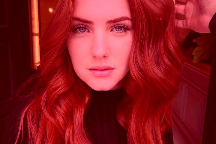 Ariana, 23, a auburn blue-eyed middle eastern companion based in Tandzumadz. Offering Deep French Kissing, Party Girl, Dinner Date, Domination, Erotic Massag...