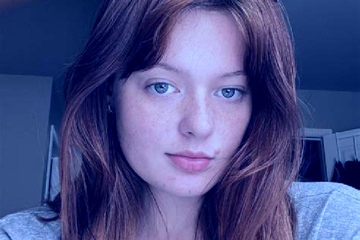 Ariana, 23, a red grey-eyed mixed companion based in Sao Bento do Trairi. Offering Prostate Massage, Couples, Party Girl. Available for incall and outcall, o...