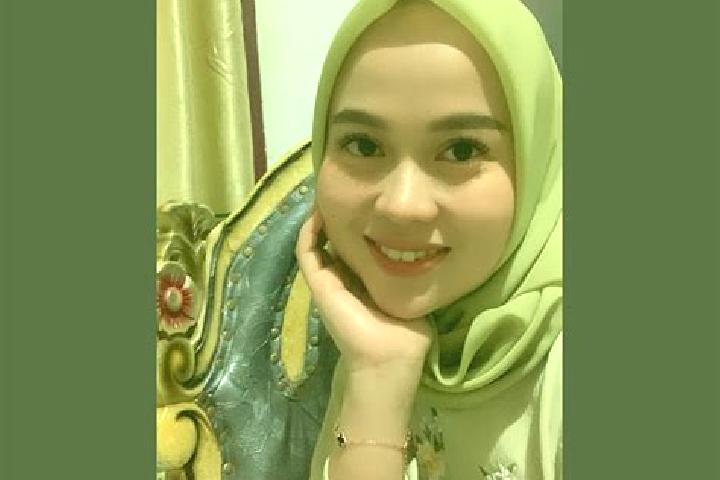 Ariana, 23 — Escort in Bolangitang, Indonesia