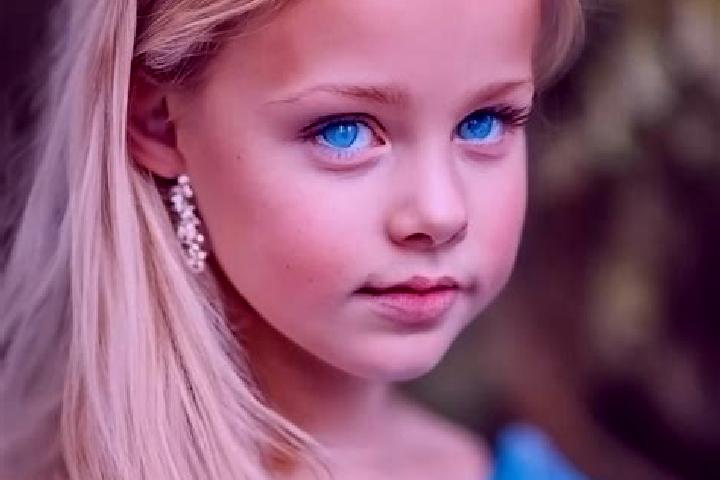 Ariana, 24, a blonde blue-eyed mediterranean companion based in Kampung Sungai Kajang. Offering CIM, A-Level, Travel Companion, Tantra, Couples. Available fo...
